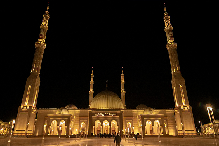 techno-metal-Al-Fattah-Al-Aleem-Mosque